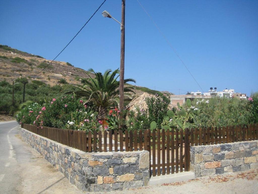 Mochlos Mare Bagian luar foto